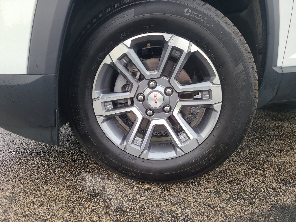 Used 2025 GMC Terrain Elevation AWD/4WD image 9