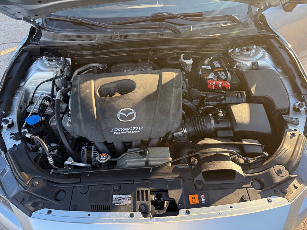 Used 2018 MAZDA MAZDA3 Grand Touring w/ Premium Equipment Package FWD image 33