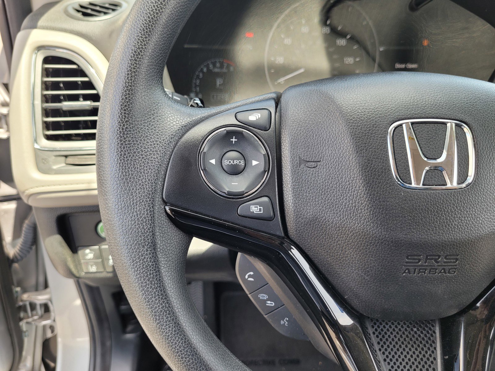 Used 2021 Honda HR-V EX image 22