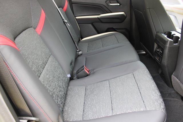 New 2025 Chevrolet Colorado Z71 w/ Technology Package AWD/4WD image 23