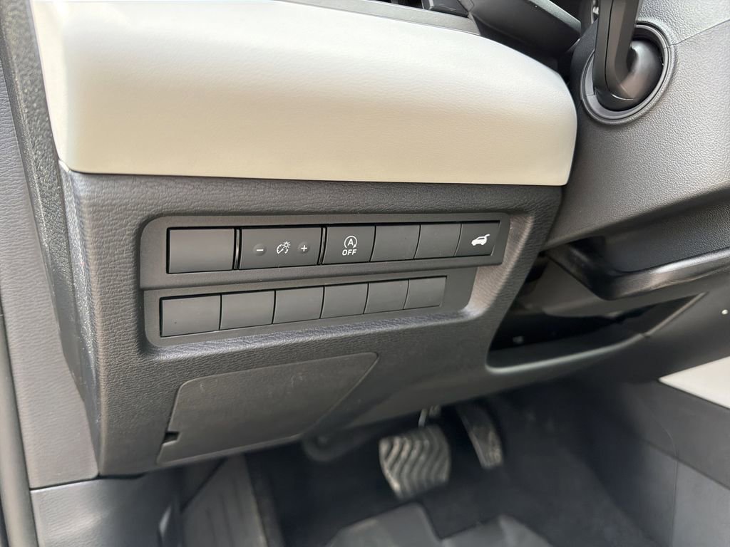 New 2026 Mitsubishi Outlander SE AWD/4WD image 17