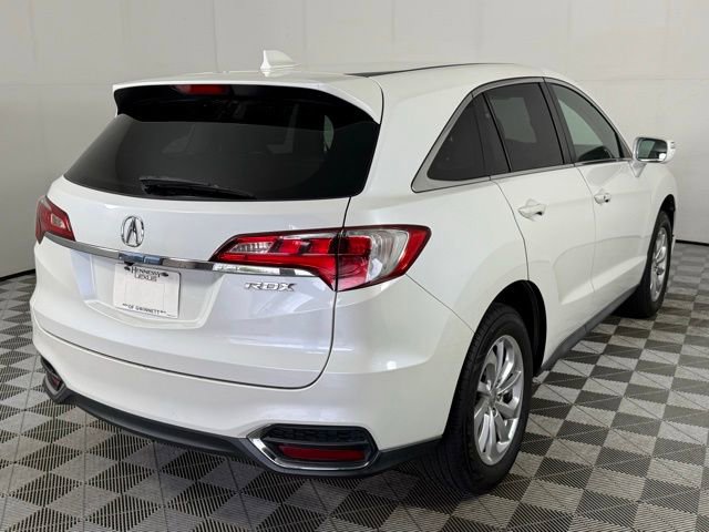 Used 2017 Acura RDX w/ Technology Package FWD image 7