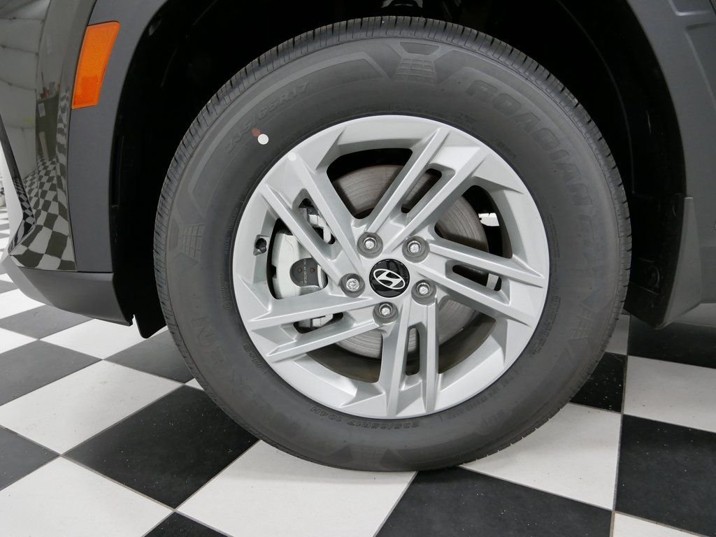Certified 2025 Hyundai Tucson SE AWD/4WD image 8