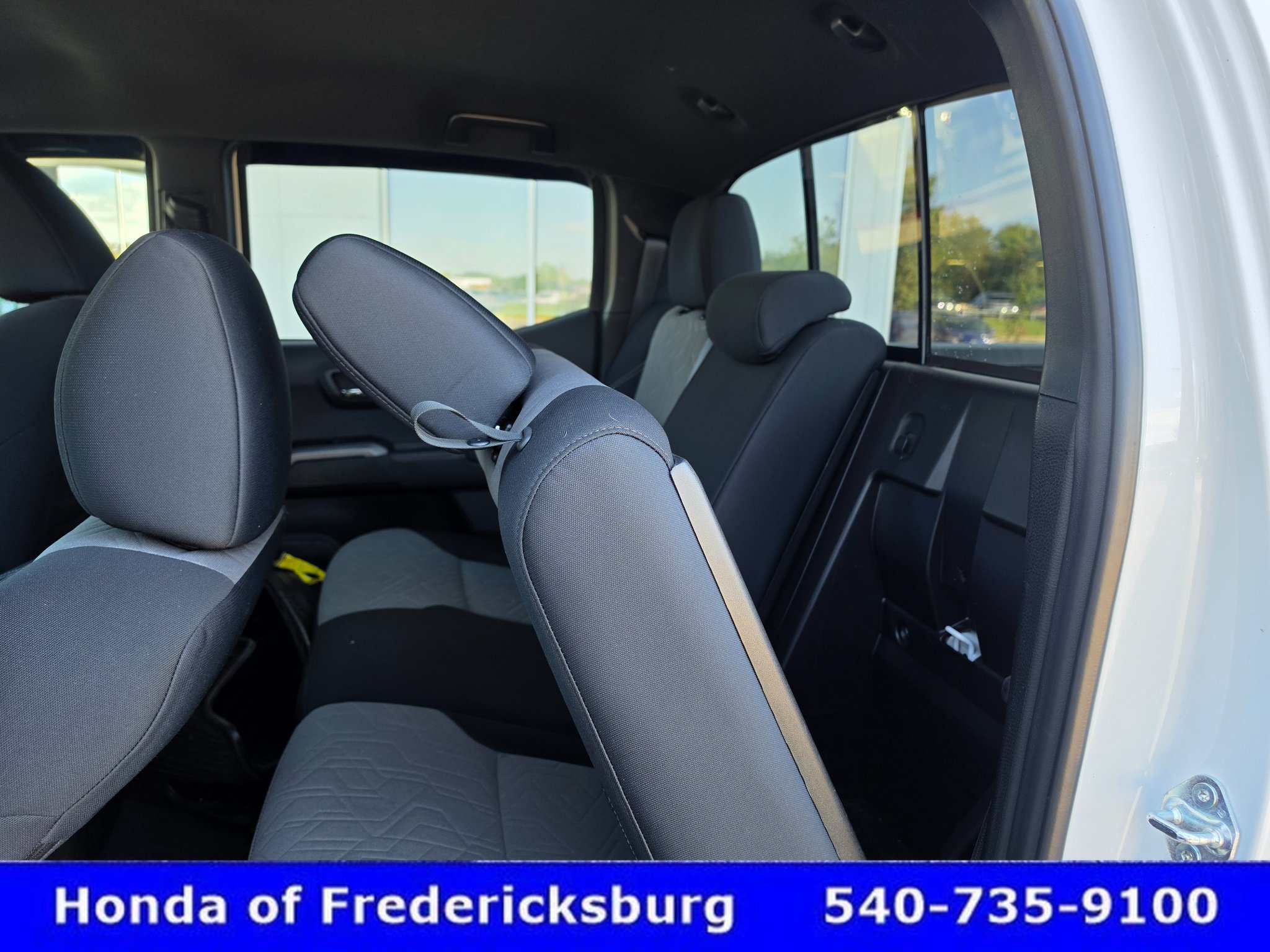 Used 2023 Toyota Tacoma TRD Sport w/ Technology Package AWD/4WD image 26