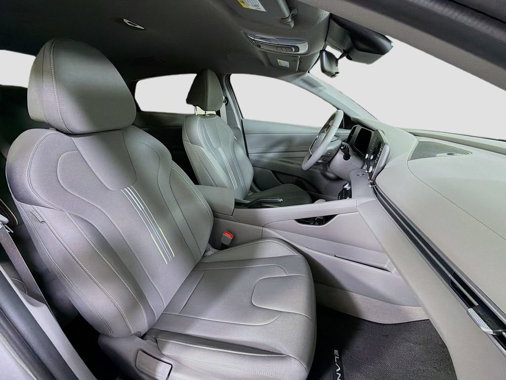 Used 2026 Hyundai Elantra Sport w/ Cargo Package FWD image 29