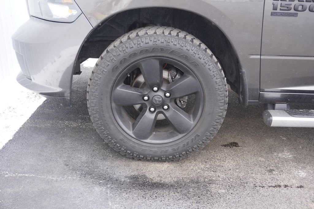 Used 2019 RAM 1500 Express w/ Express Value Package image 6