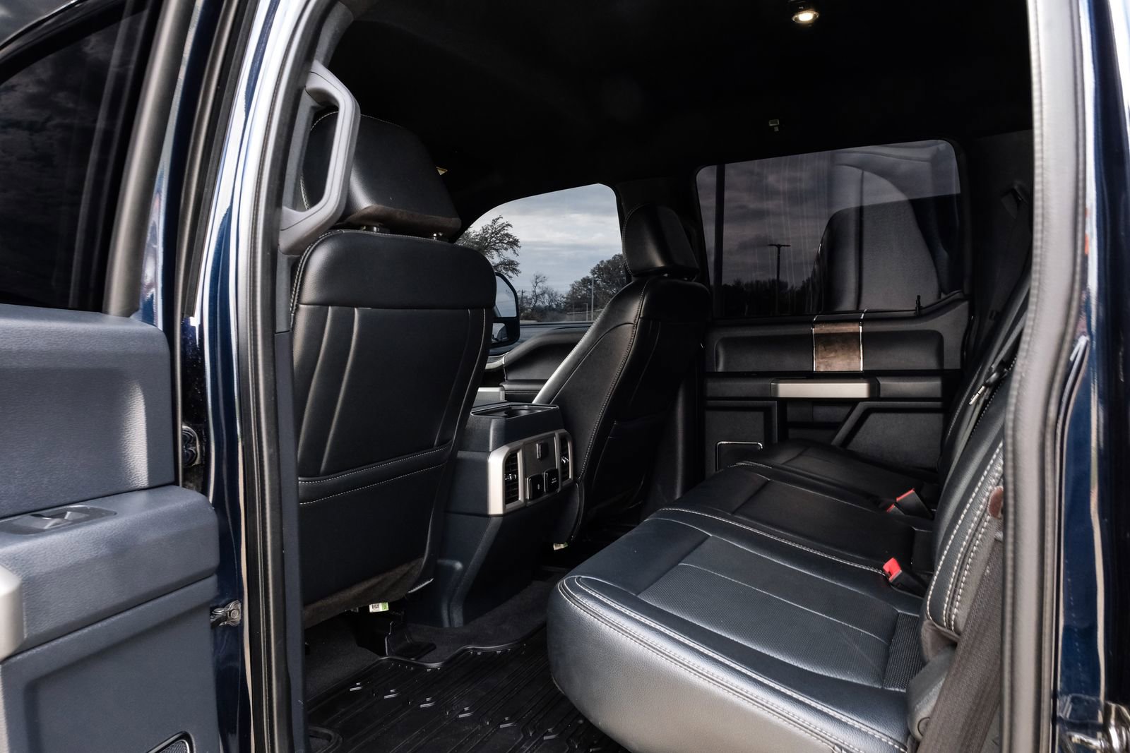 Used 2022 Ford F250 Lariat w/ Lariat Ultimate Package image 44