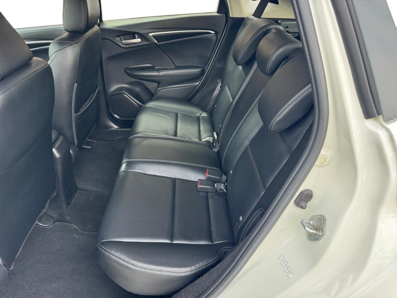 Used 2017 Honda Fit EX-L image 6