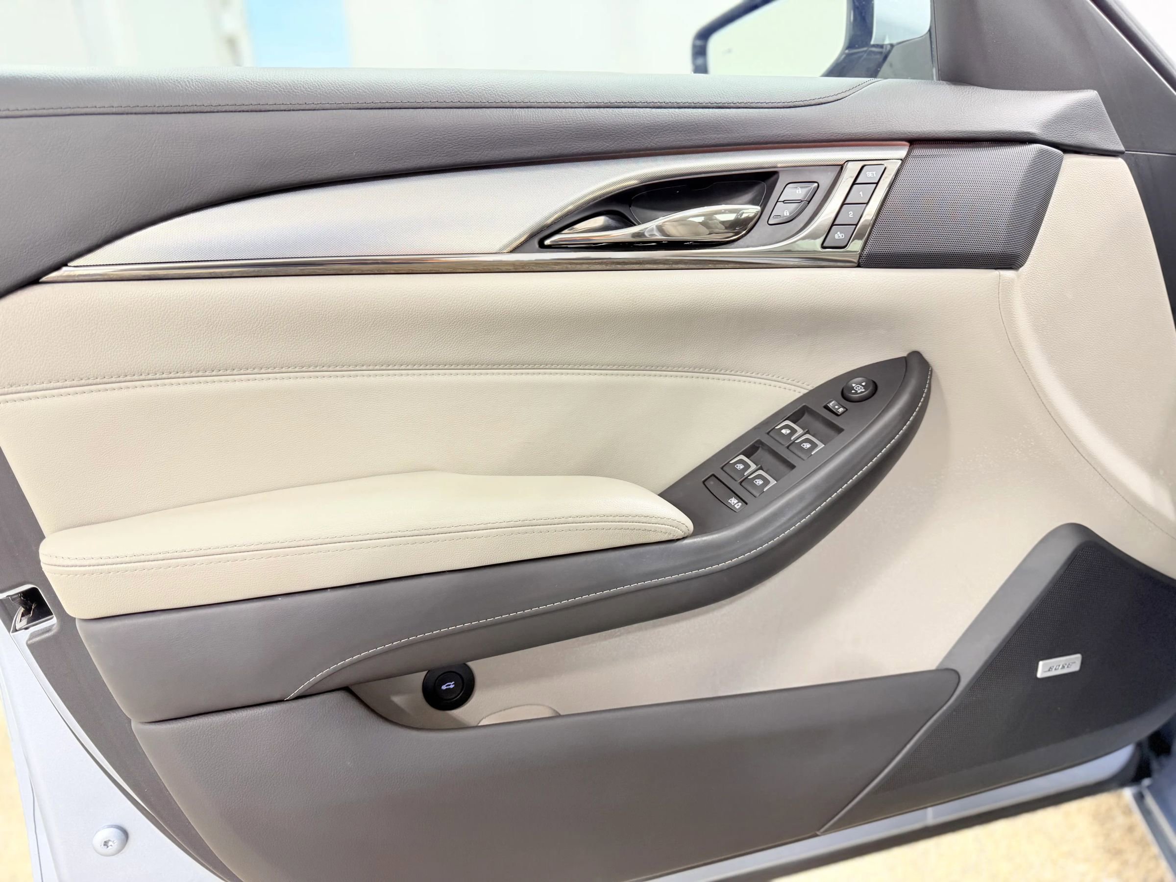 Used 2017 Cadillac CTS Luxury image 11