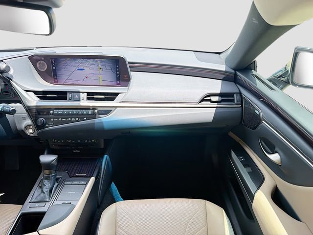 Used 2020 Lexus ES 350 Ultra Luxury w/ Accessory Package 2 FWD image 18