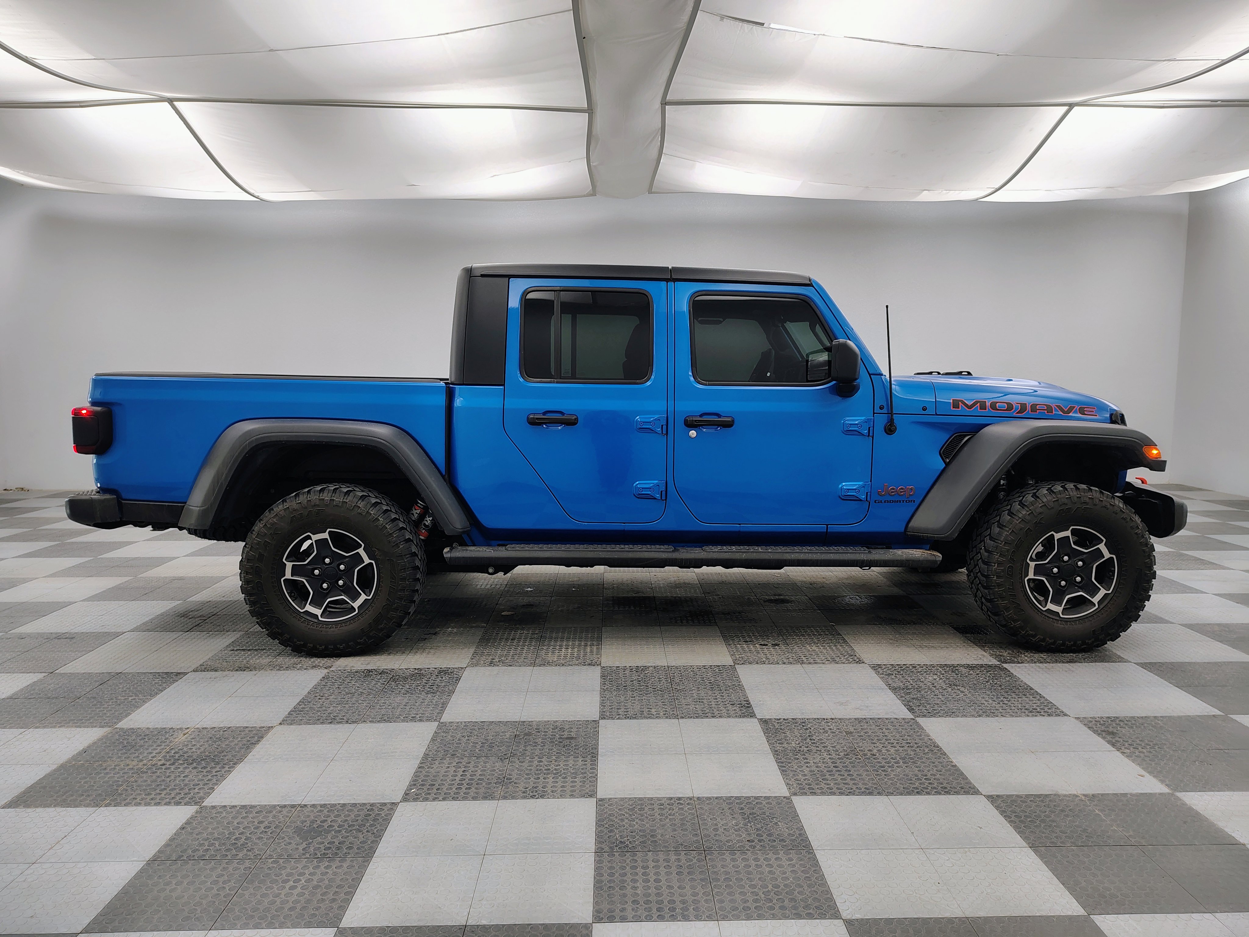 Used 2022 Jeep Gladiator Mojave w/ LED Lighting Group image 7