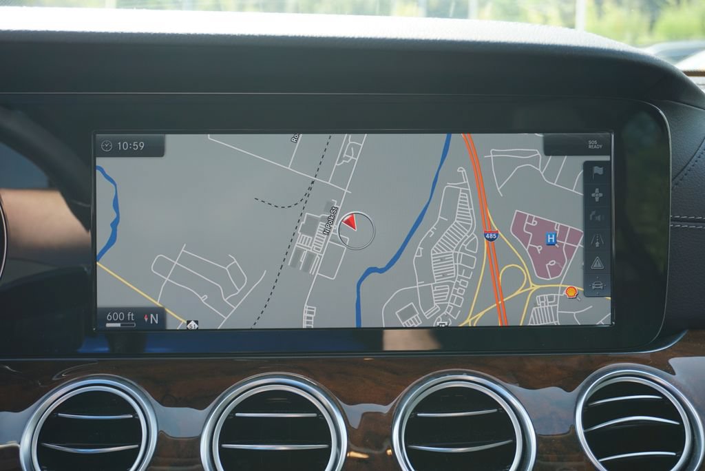 Used 2017 Mercedes-Benz E 300 4MATIC image 18