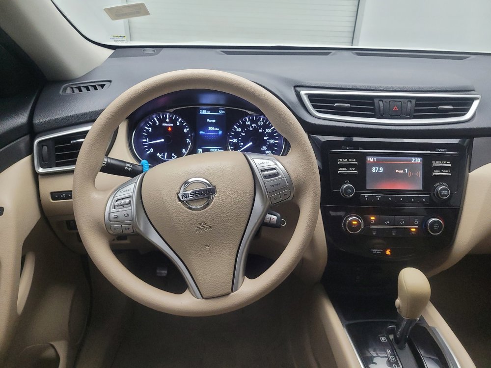 Used 2015 Nissan Rogue S FWD image 22