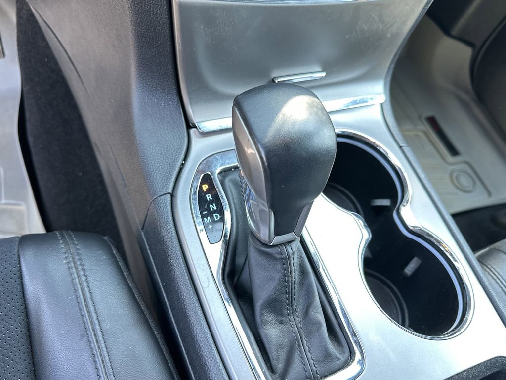 Used 2021 Jeep Grand Cherokee Laredo X image 30