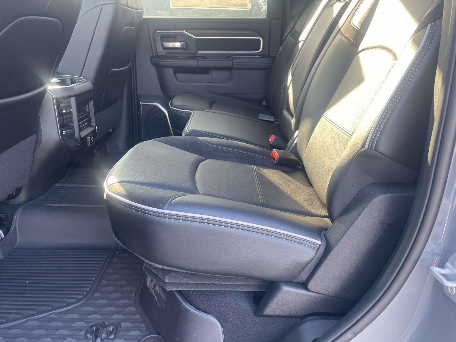 New 2026 RAM 2500 Laramie w/ Night Edition AWD/4WD image 5