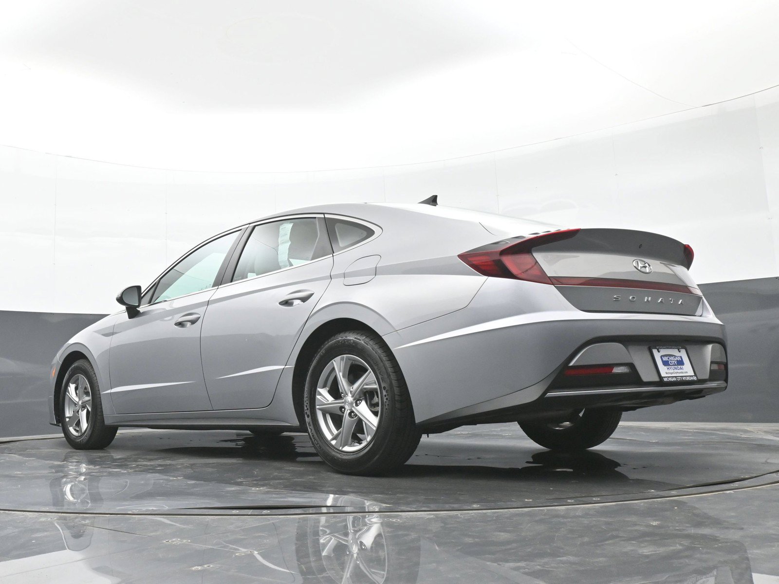 Certified 2023 Hyundai Sonata SE w/ Cargo Package FWD image 37