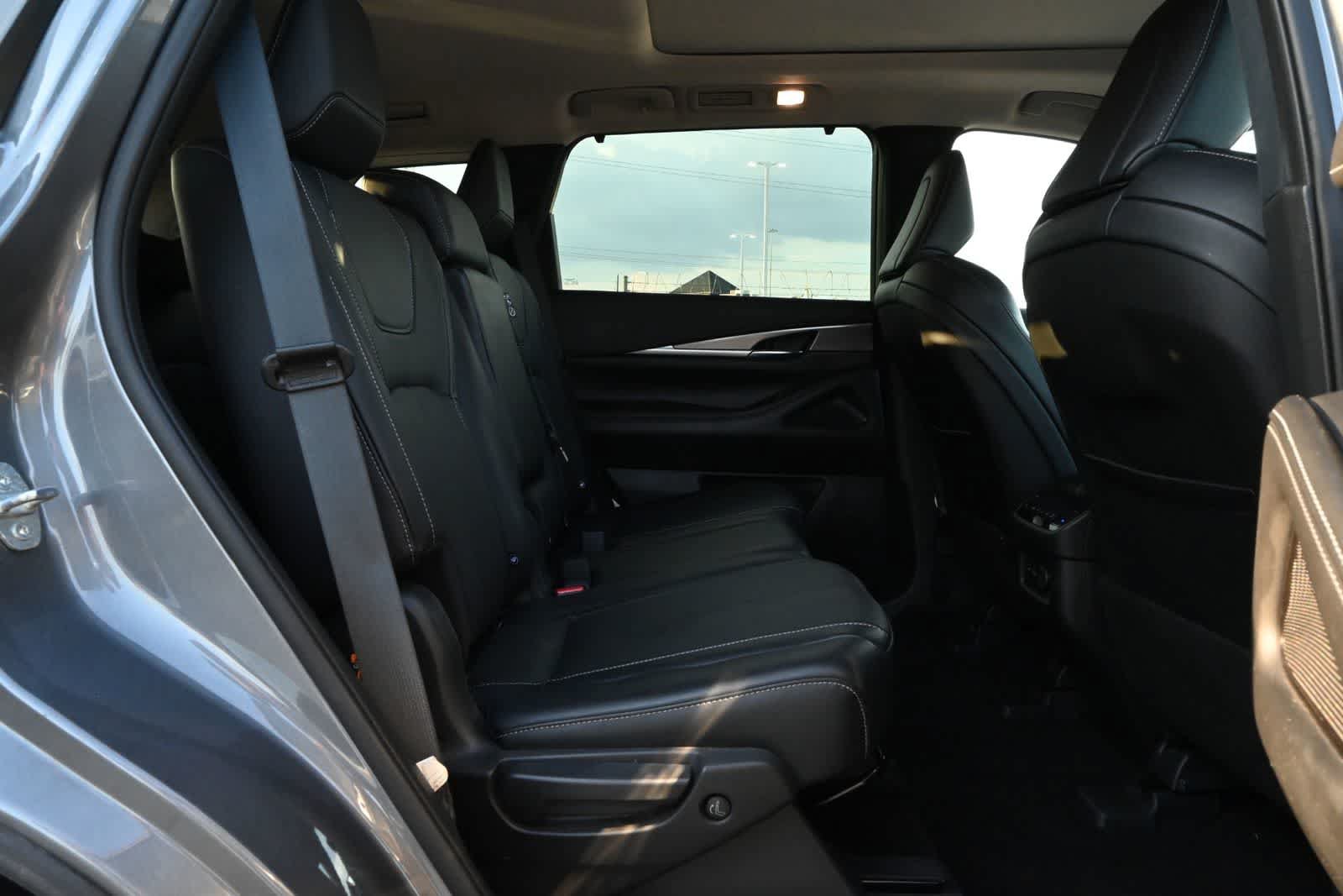 Used 2023 INFINITI QX60 Luxe AWD/4WD image 21