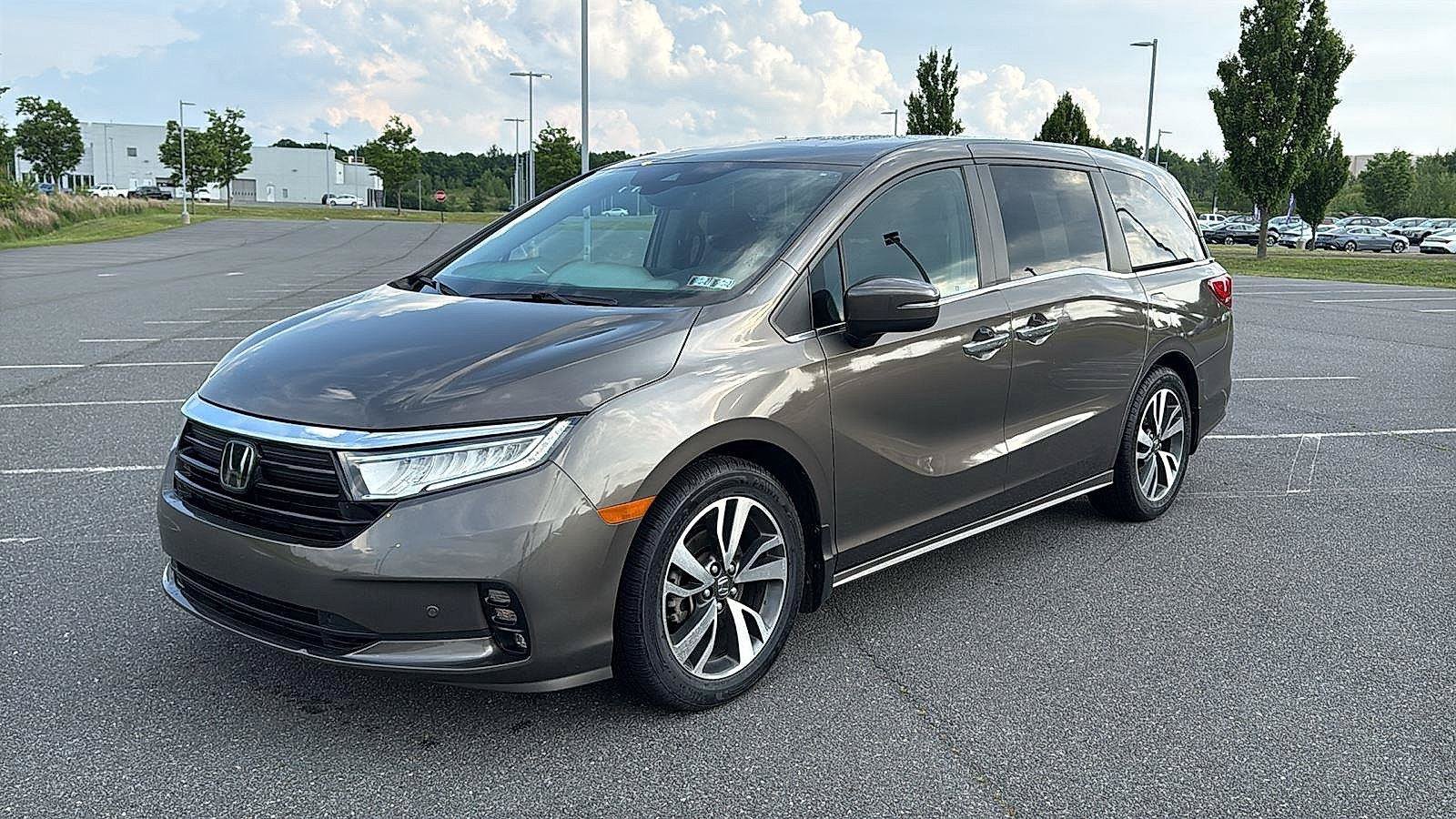 Used 2023 Honda Odyssey Touring image 12