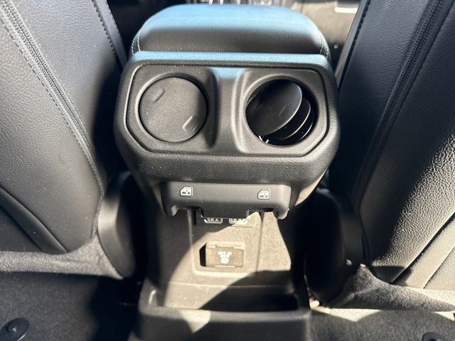 Used 2023 Jeep Wrangler Unlimited Sahara w/ Cold Weather Group image 21