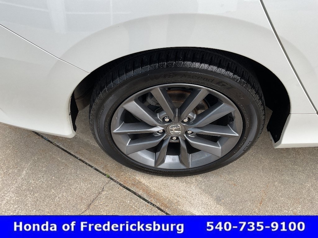 Used 2021 Honda Civic EX-L image 9