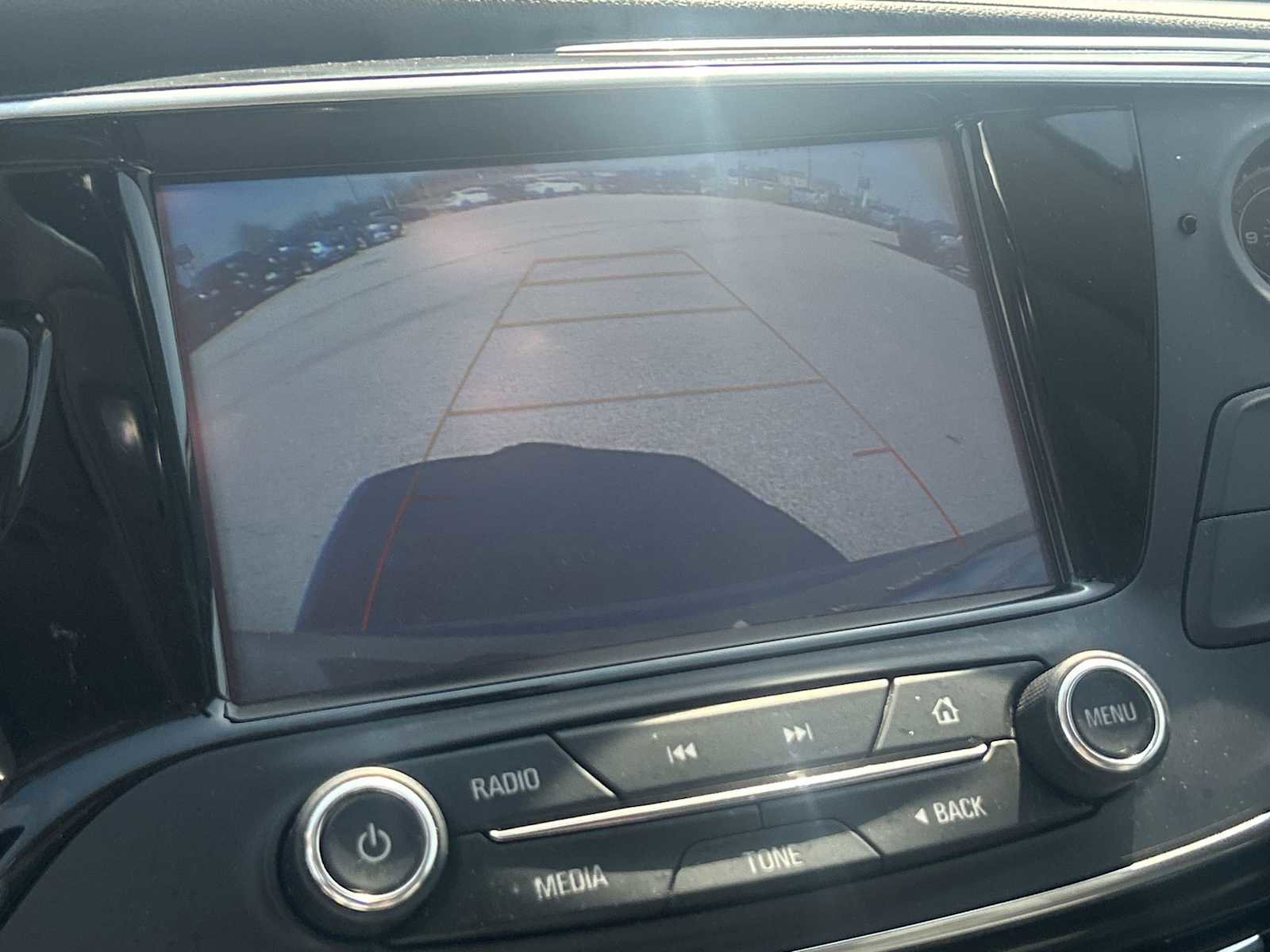 Used 2019 Buick Envision Essence image 23