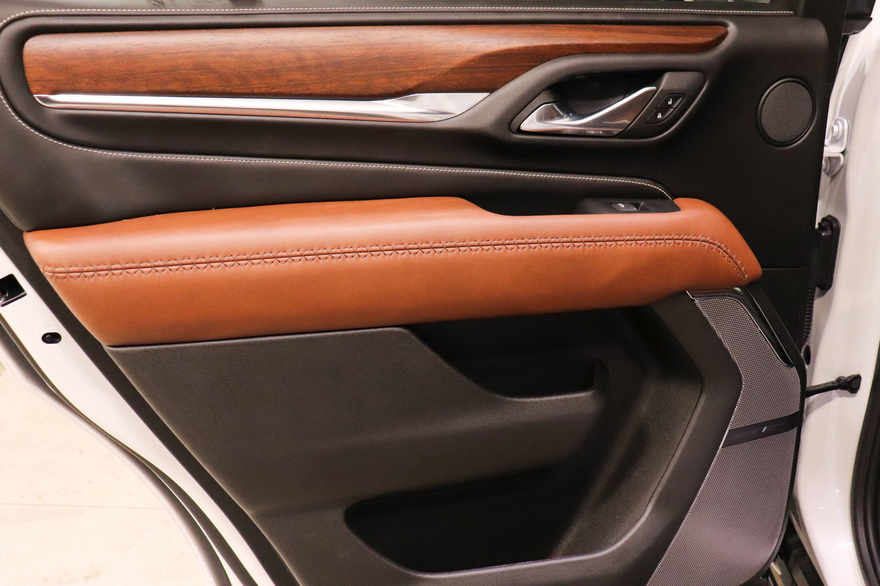 Used 2023 GMC Yukon Denali Ultimate image 18