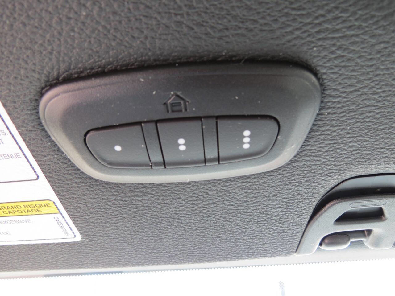Used 2022 Jeep Gladiator Overland image 12
