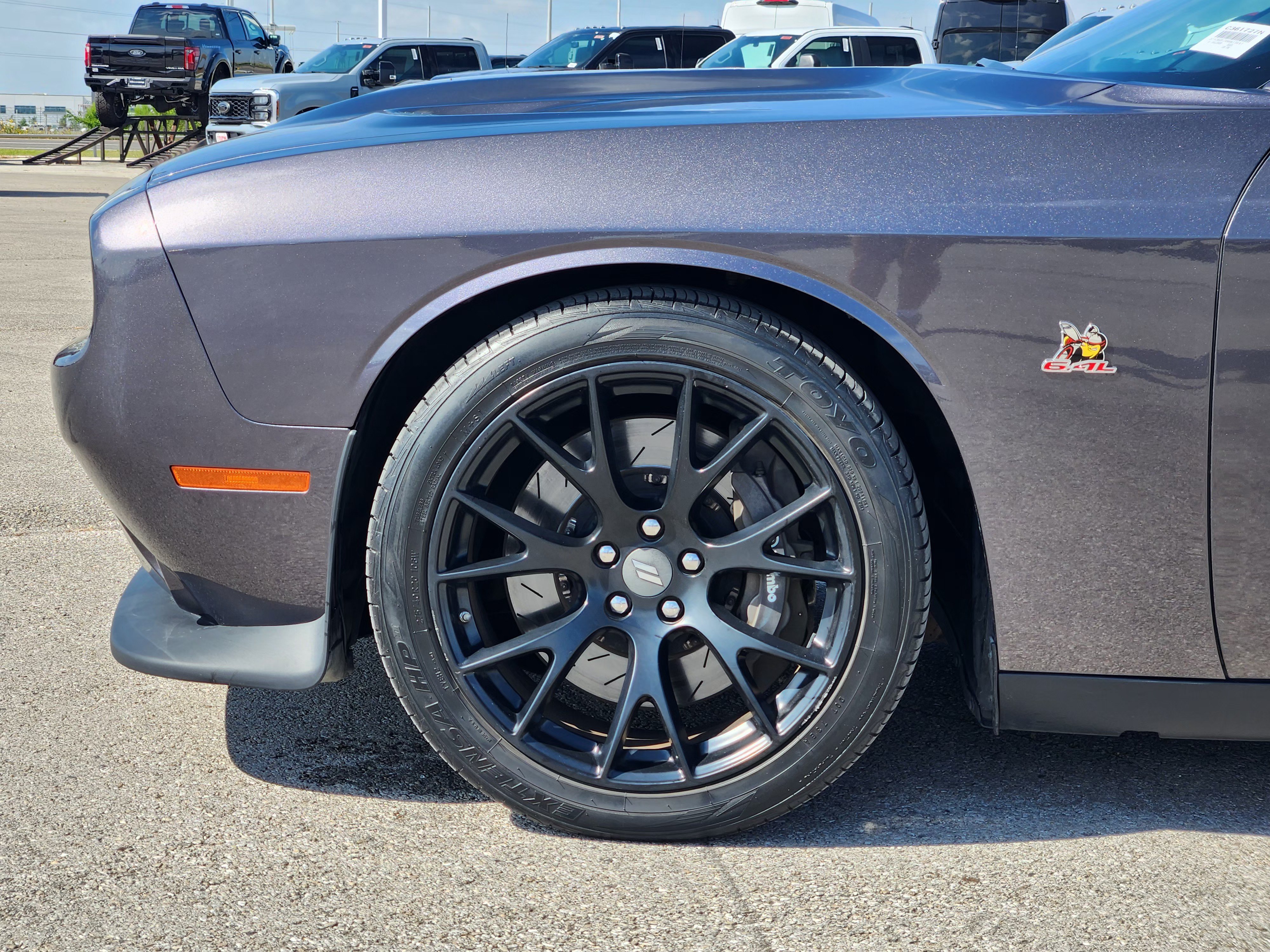 Used 2017 Dodge Challenger R/T Scat Pack w/ Dynamics Package RWD image 9