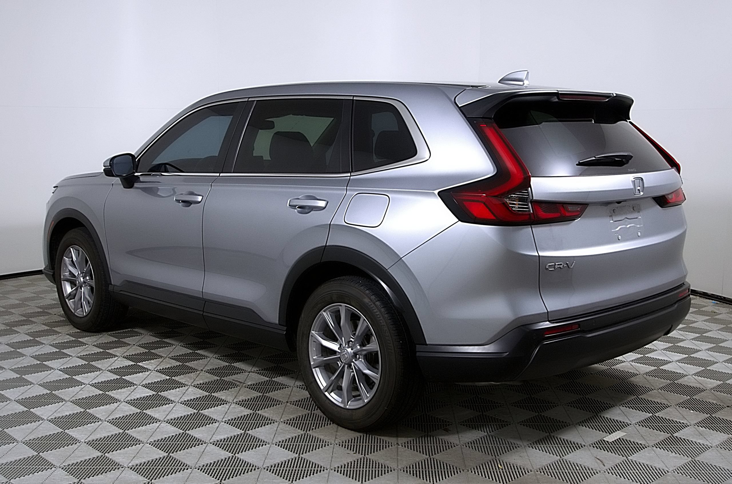 Used 2025 Honda CR-V EX image 9