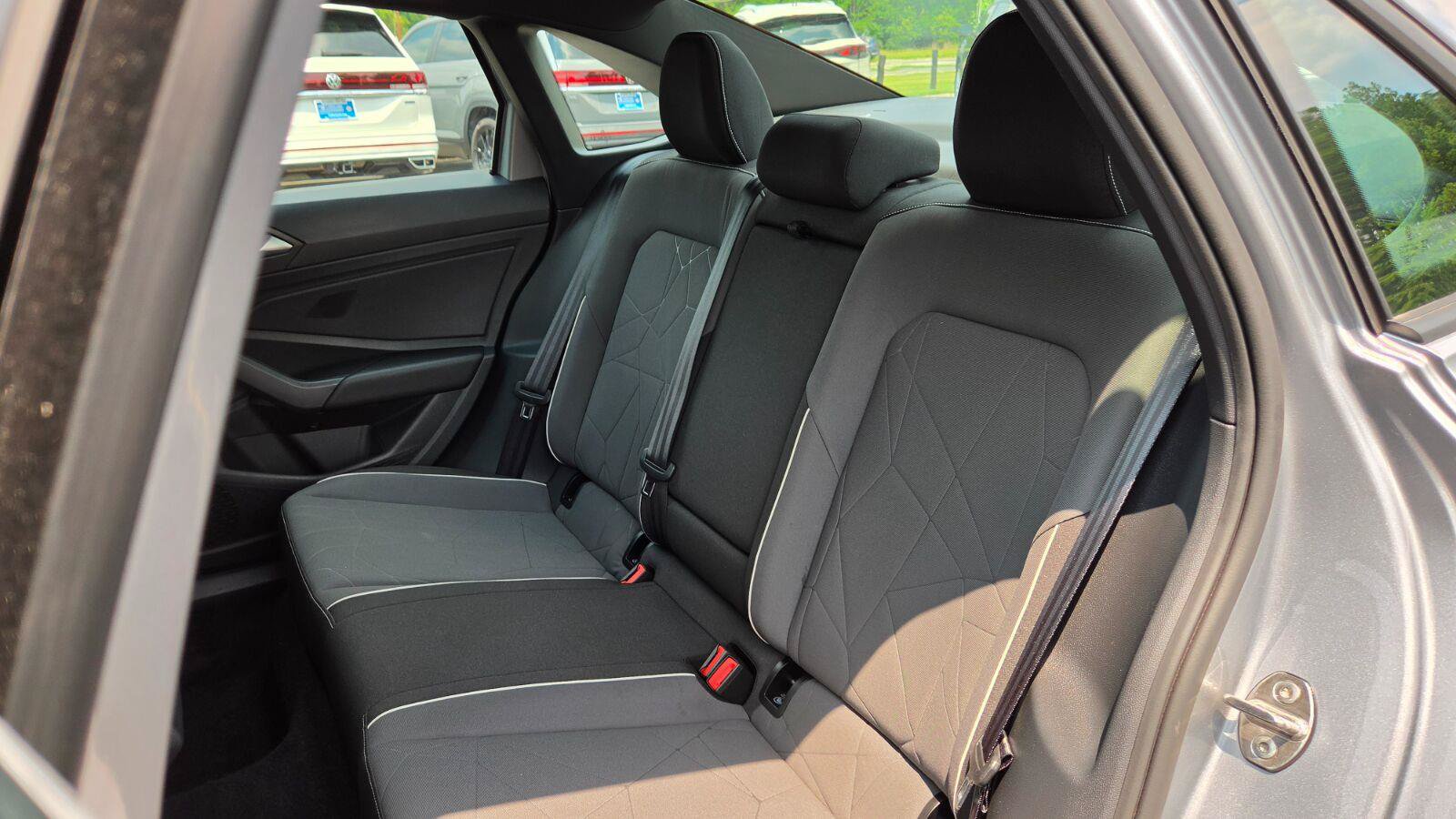 Certified 2025 Volkswagen Jetta Sport FWD image 45