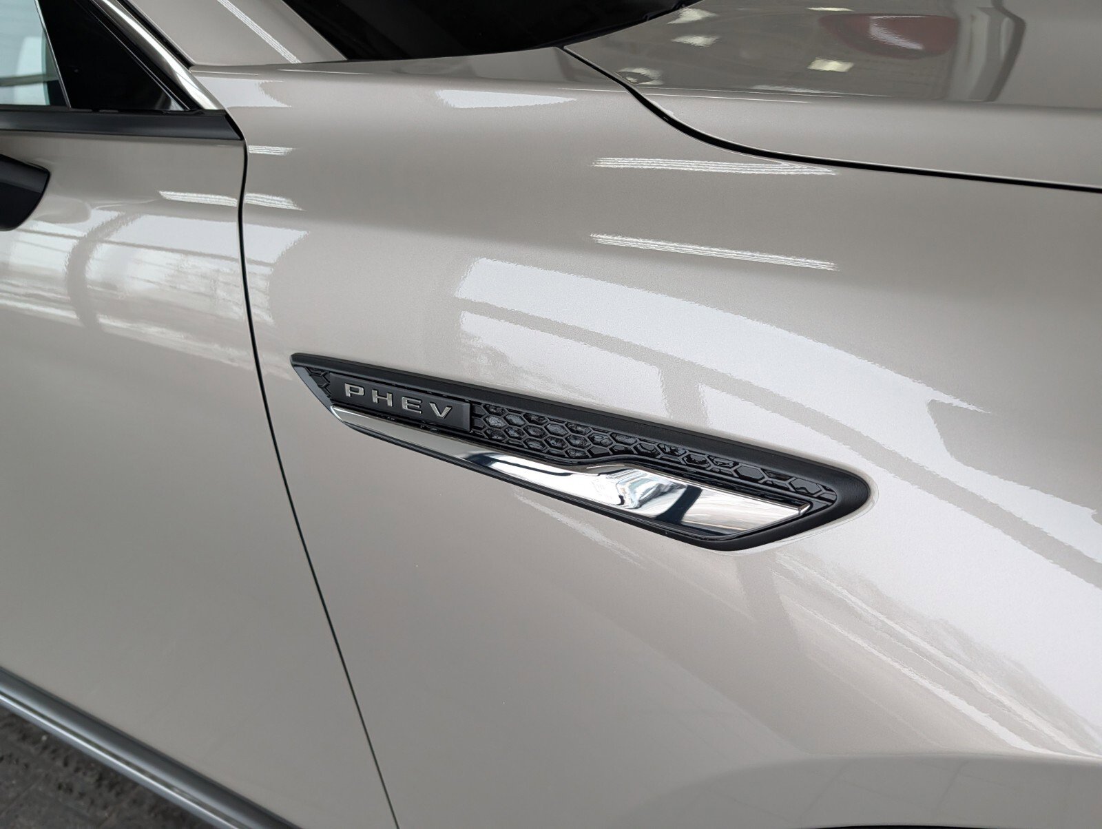 New 2026 MAZDA CX-90 Plug-In Hybrid w/ Premium Plus image 2