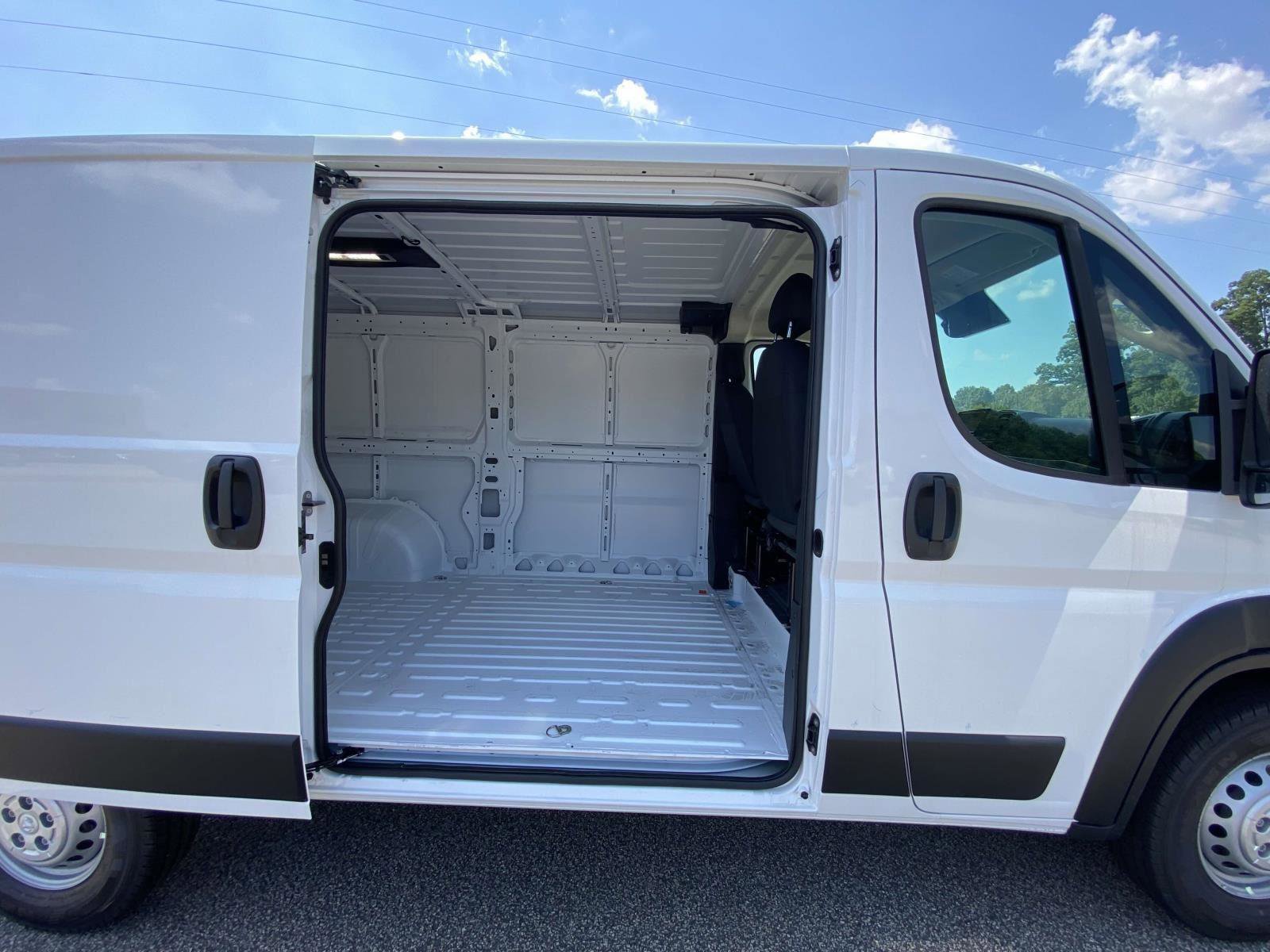 New 2025 RAM ProMaster 1500 w/ Convenience Group image 14