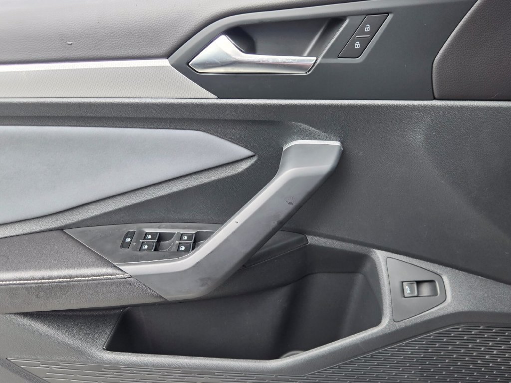 New 2027 Volkswagen Jetta SE FWD image 12