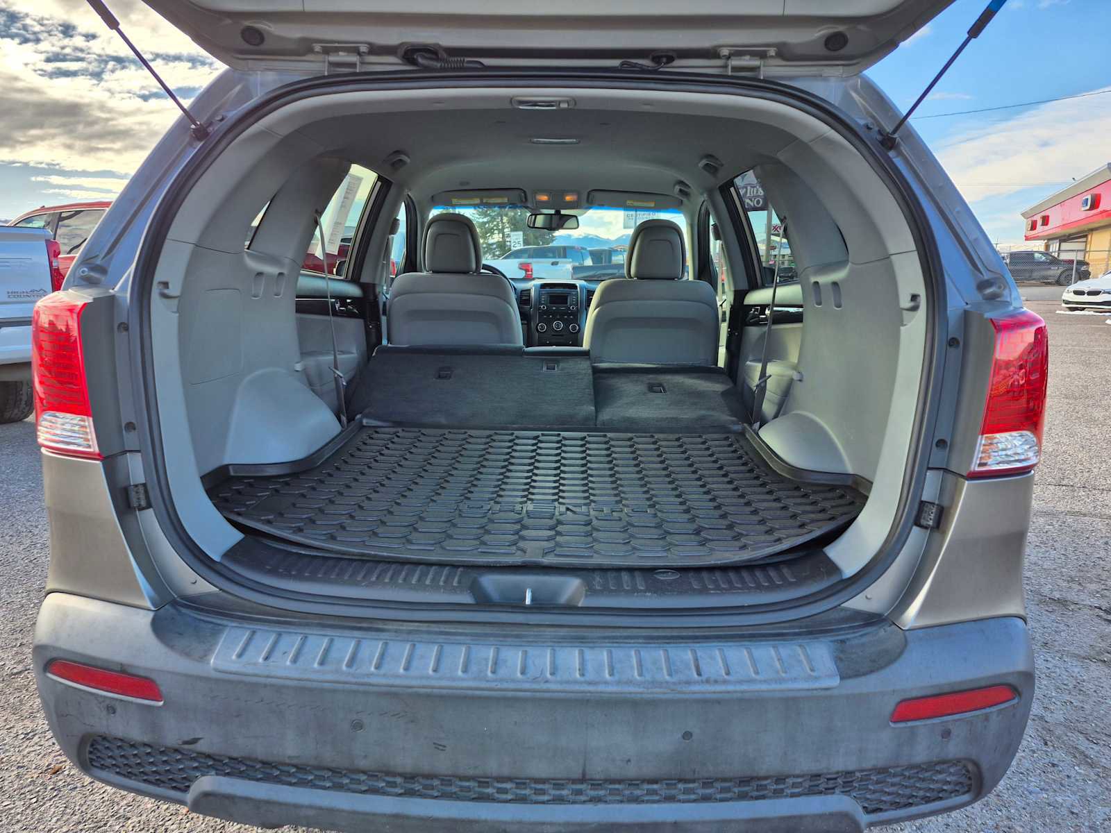 Used 2013 Kia Sorento LX w/ Convenience Pkg image 6