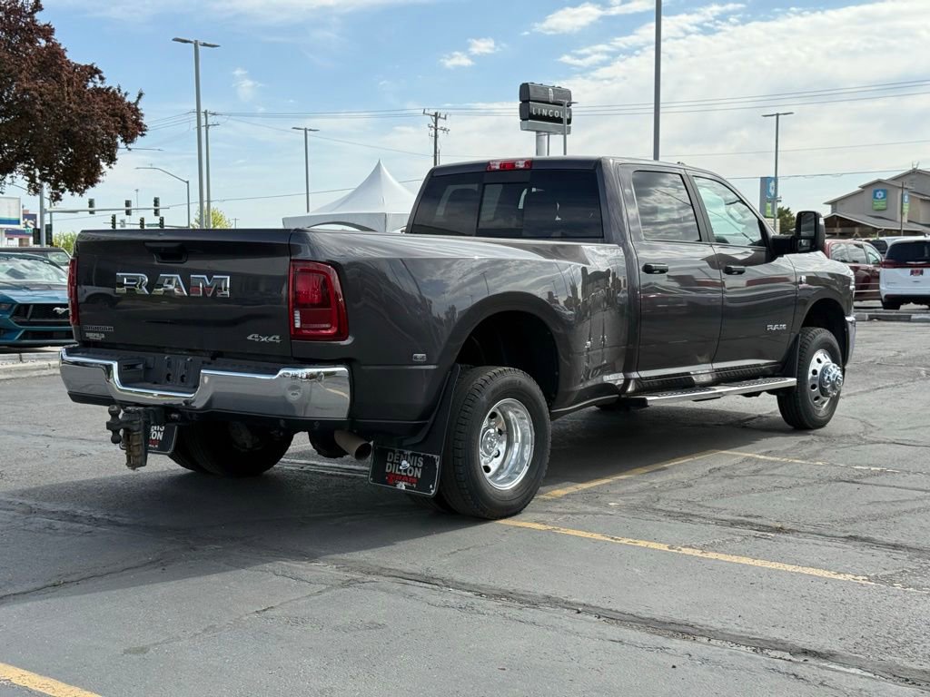 Used 2025 RAM 3500 Big Horn AWD/4WD image 3