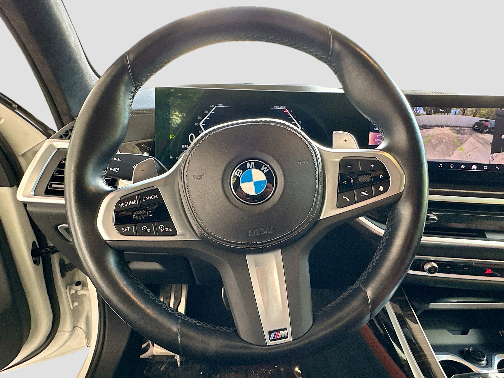 Certified 2024 BMW X7 xDrive40i w/ Executive Package image 11