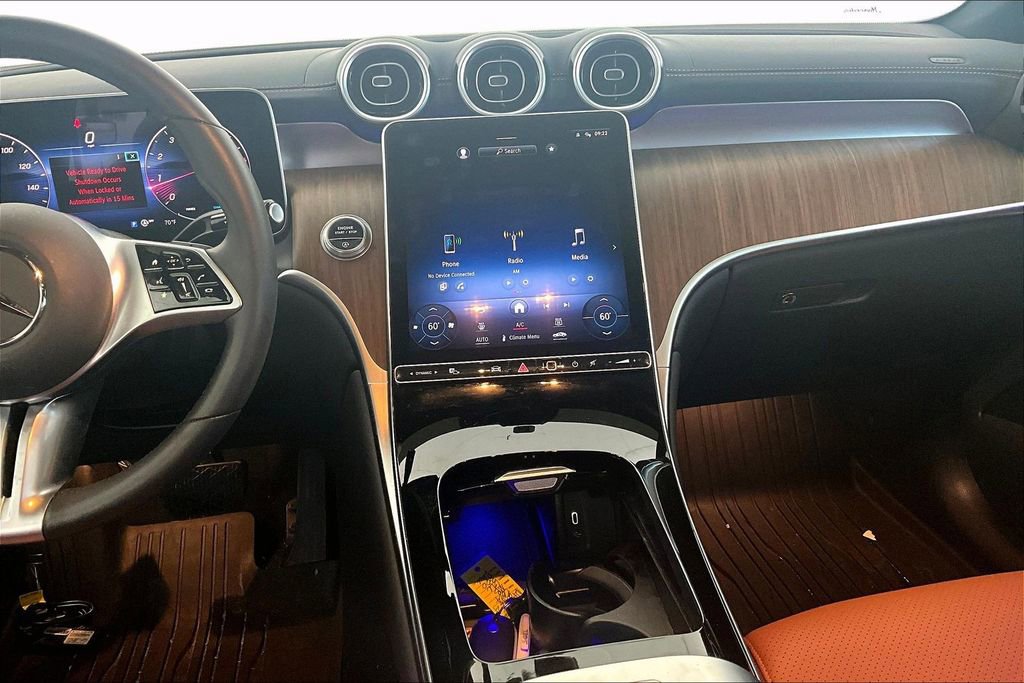 Used 2024 Mercedes-Benz GLC 300 image 9