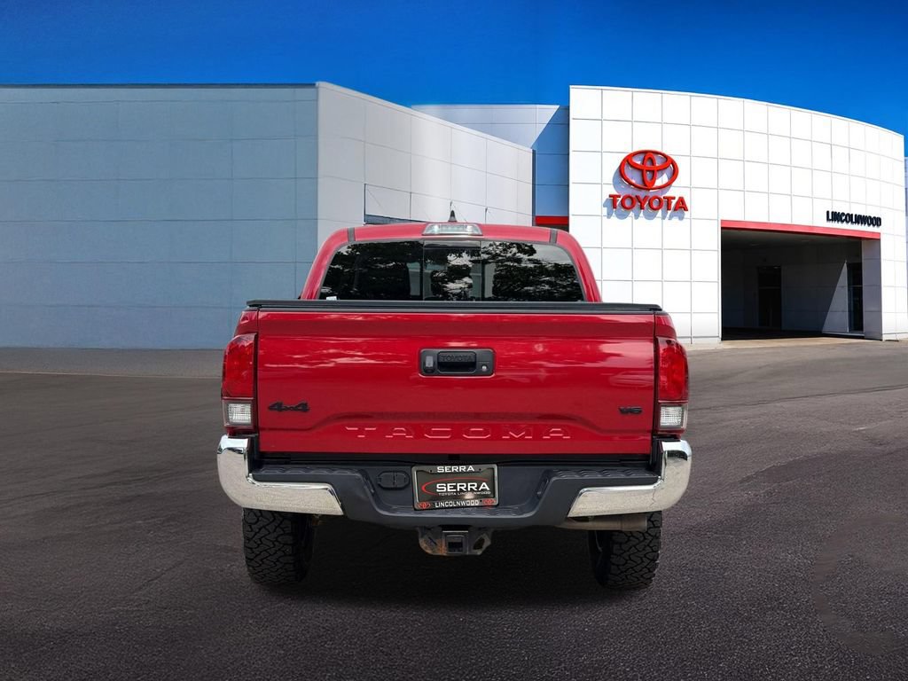 Used 2021 Toyota Tacoma SR5 AWD/4WD image 11