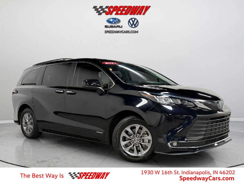 Used 2021 Toyota Sienna XLE