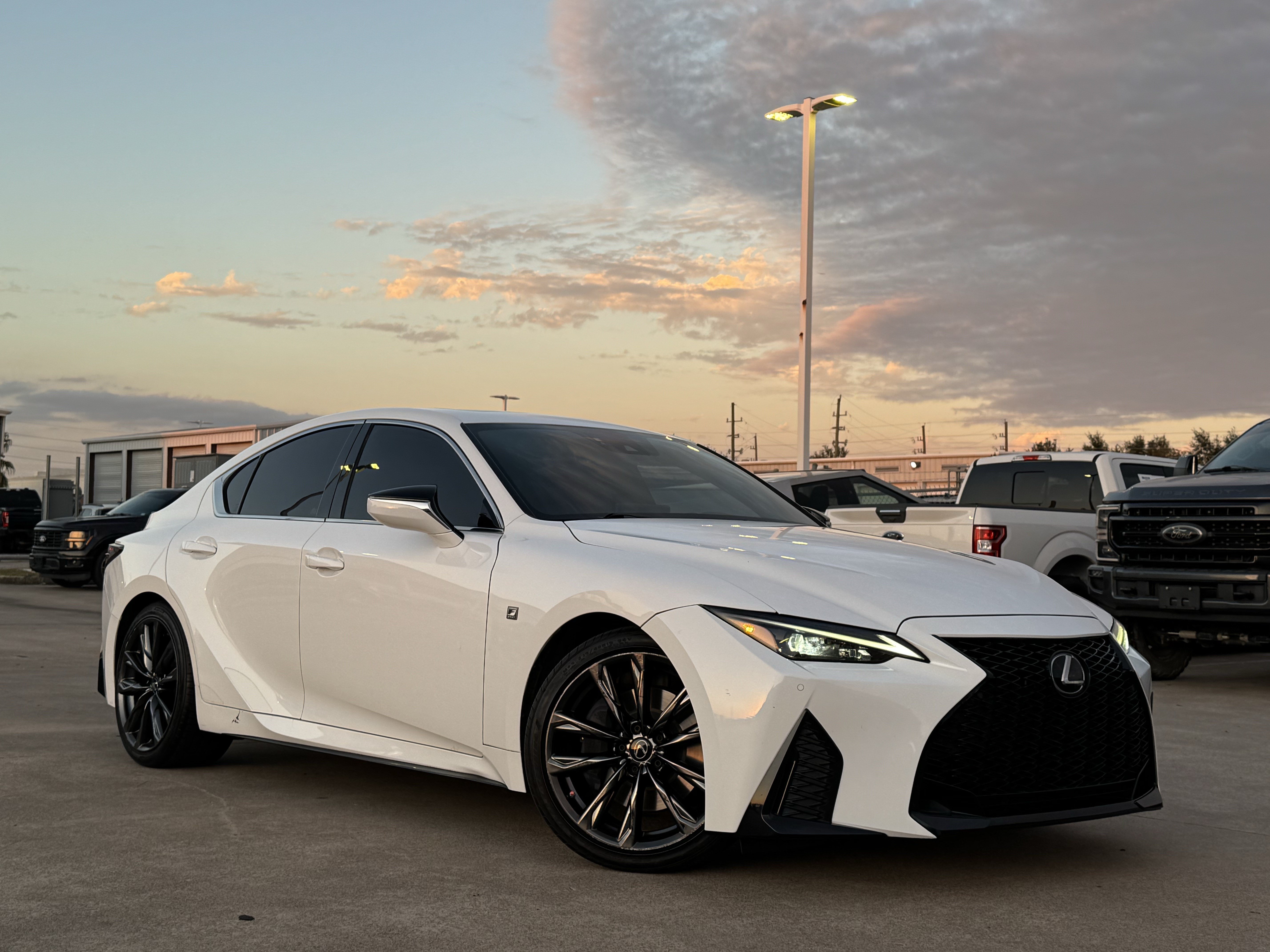 Used 2022 Lexus IS 350 F Sport RWD image 2