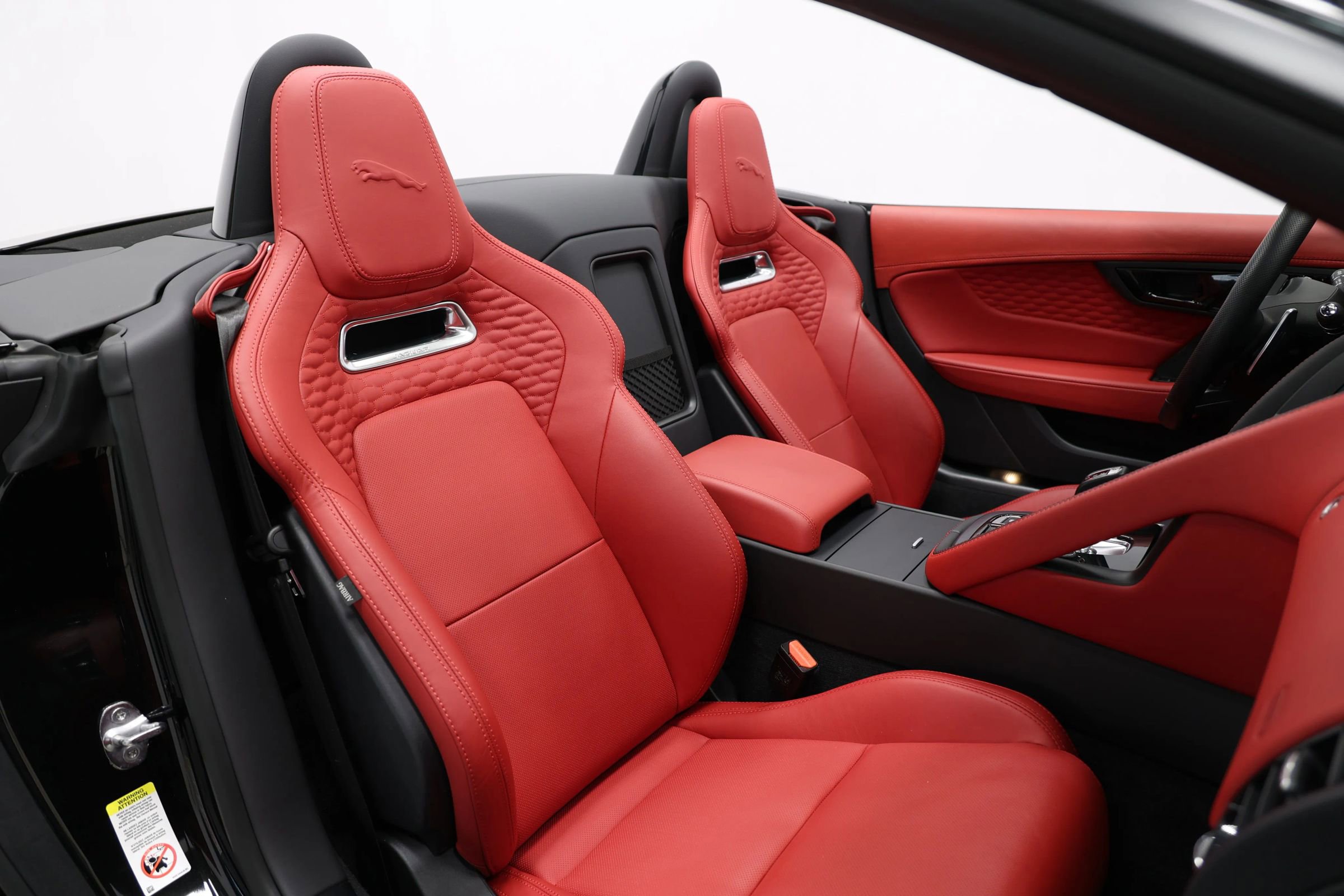 Used 2023 Jaguar F-TYPE R image 52