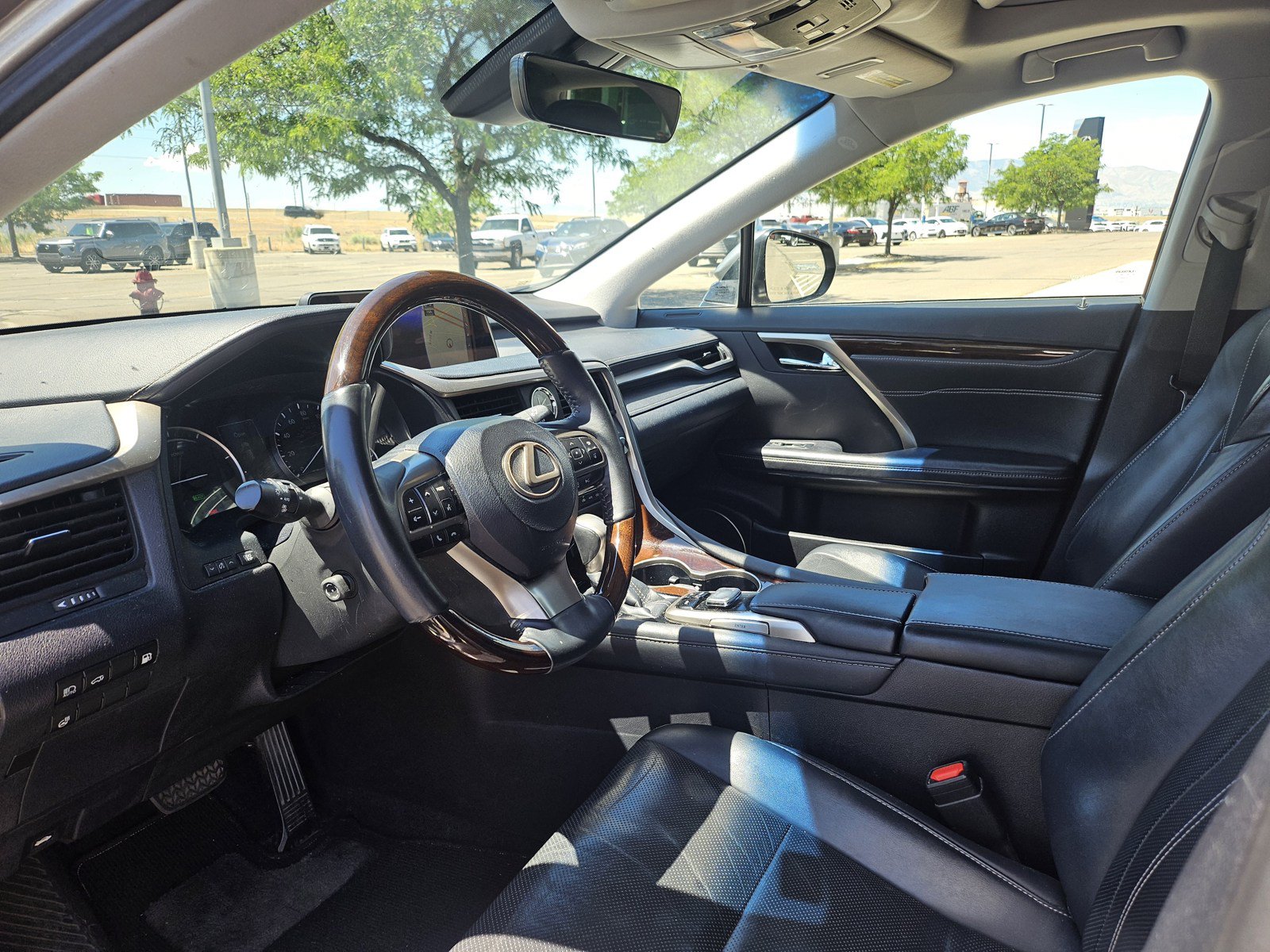 Used 2017 Lexus RX 450h AWD w/ Cold Weather Package image 10