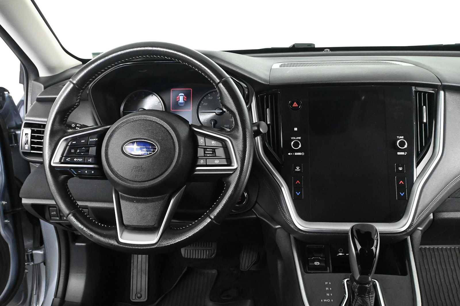 Used 2023 Subaru Outback Premium w/ Popular Package #1 AWD/4WD image 3