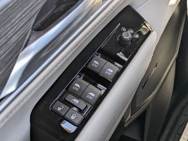 Used 2024 Jeep Wagoneer L Series II w/ Flexible Seating Group image 22