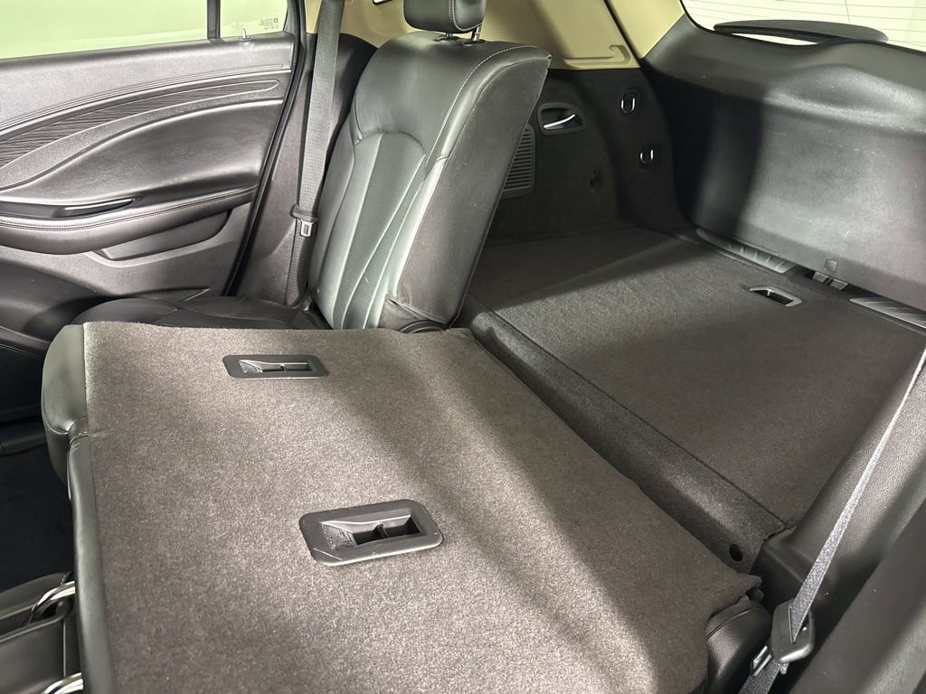 Used 2017 Buick Envision Essence FWD image 33