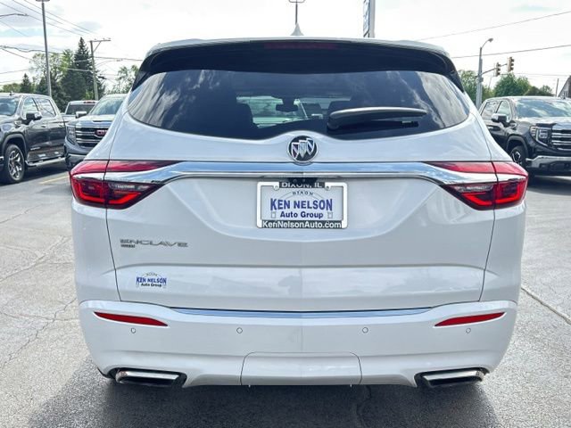 Used 2020 Buick Enclave Avenir w/ Avenir Technology Package AWD/4WD image 8
