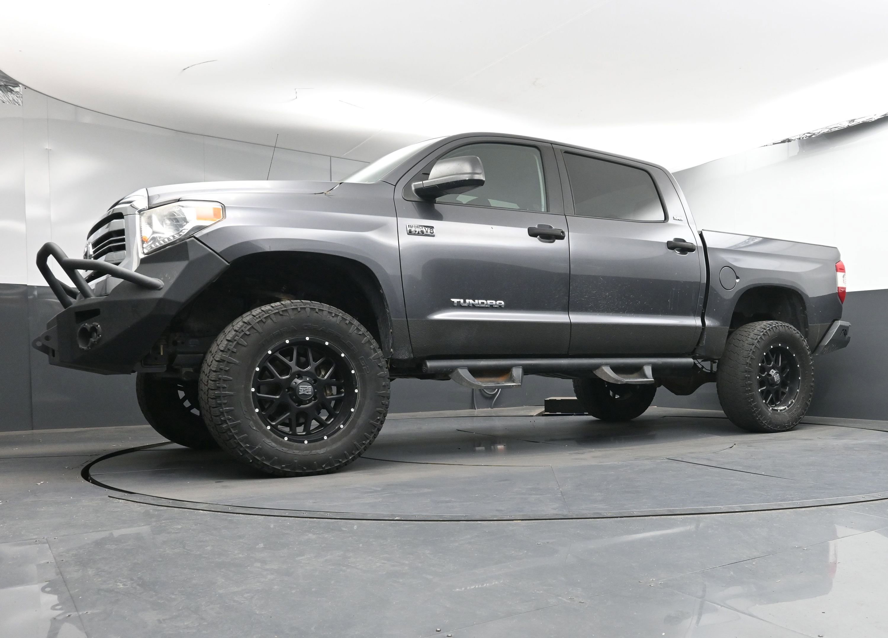 Used 2017 Toyota Tundra SR5 image 23
