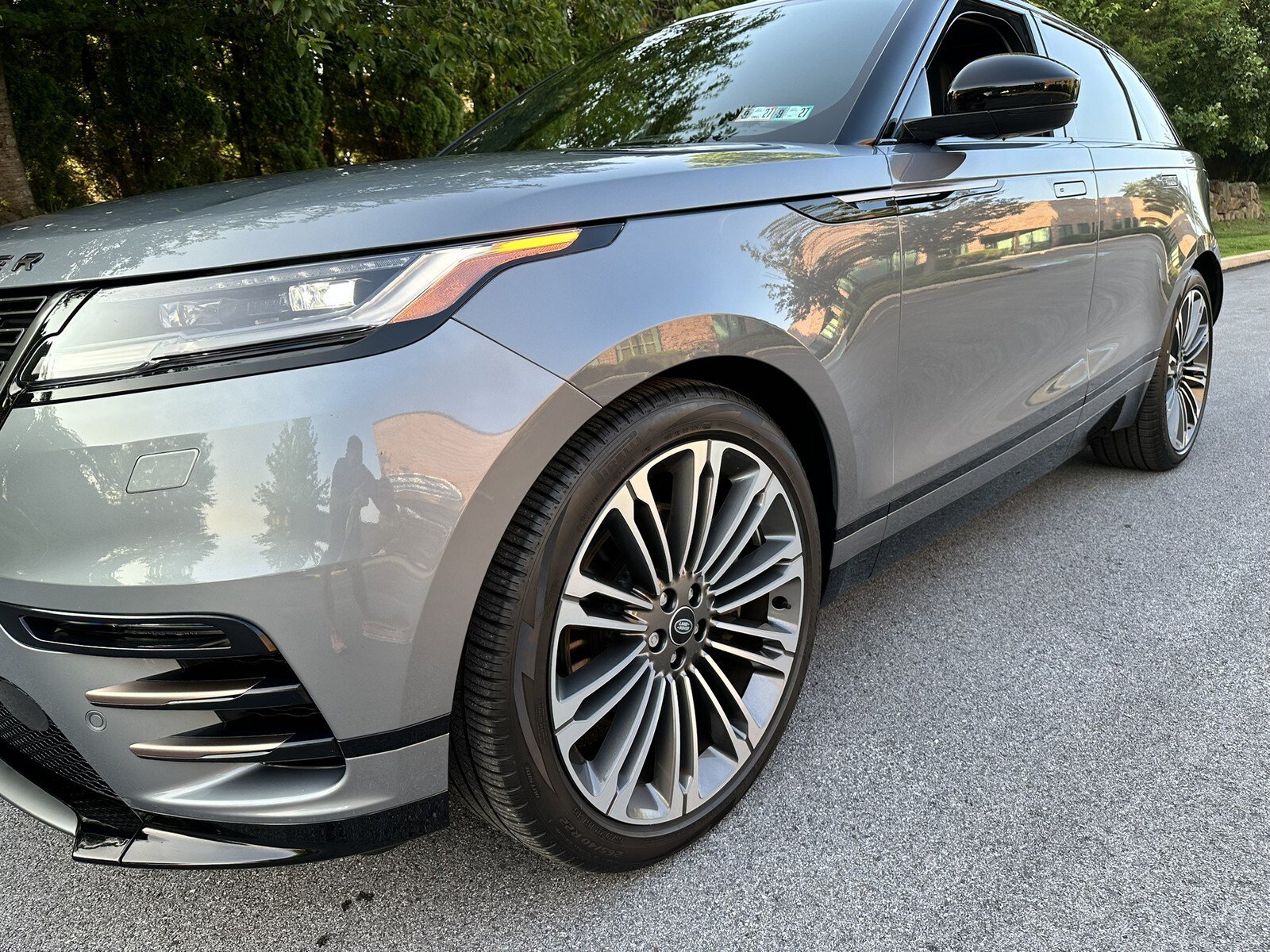 Used 2024 Land Rover Range Rover Velar Dynamic HSE AWD/4WD image 76