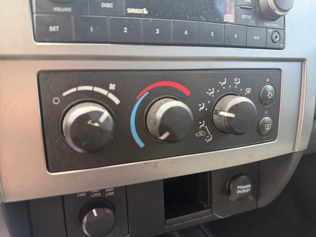 Used 2008 Dodge Dakota SLT AWD/4WD image 19