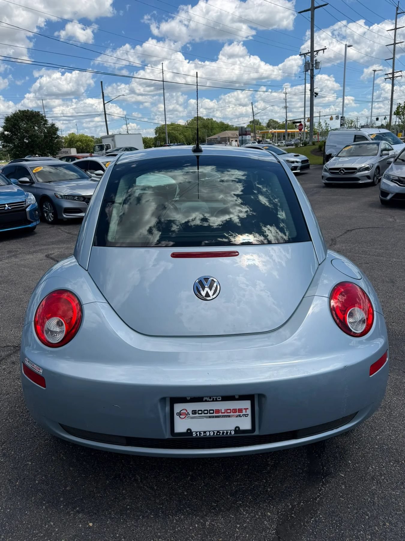 Used 2009 Volkswagen Beetle Coupe FWD image 8